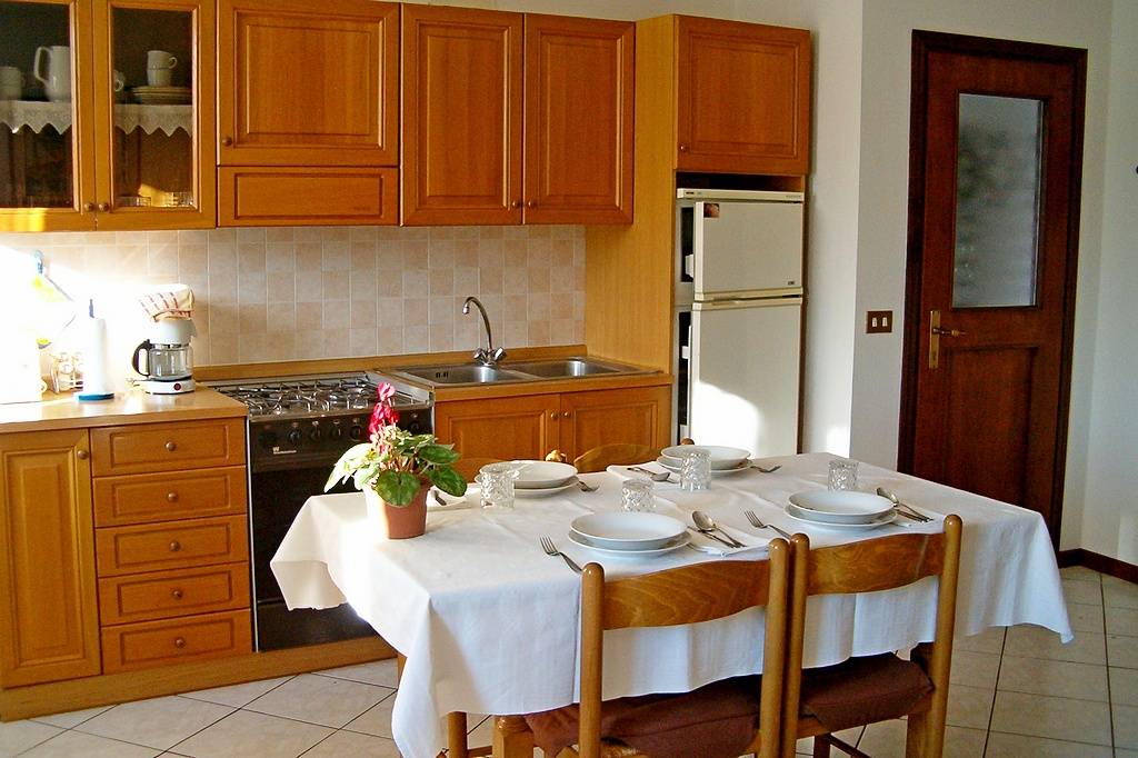 guenstige-ferienwohnung-gardasee-familien-1 guenstige-ferienwohnung-gardasee-familien-1